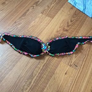 Victoria’s secrets bikini top